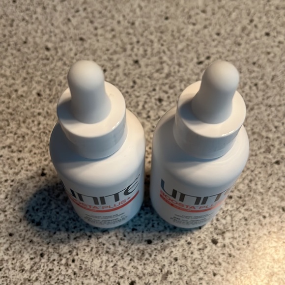🔥UNITE BOOSTA PLUS HAIR SERUM BOTH BRAND NEW - Picture 3 of 3